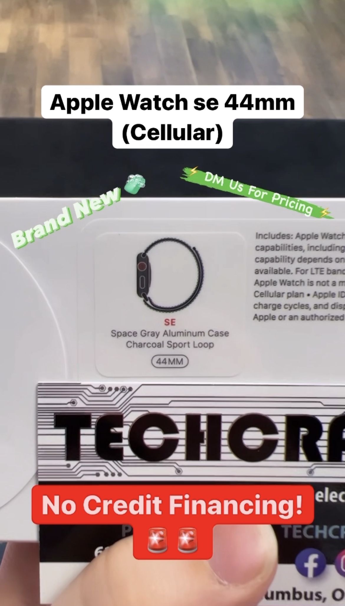 Apple Watch SE Space Gray (CELLULAR) **BRAND NEW**