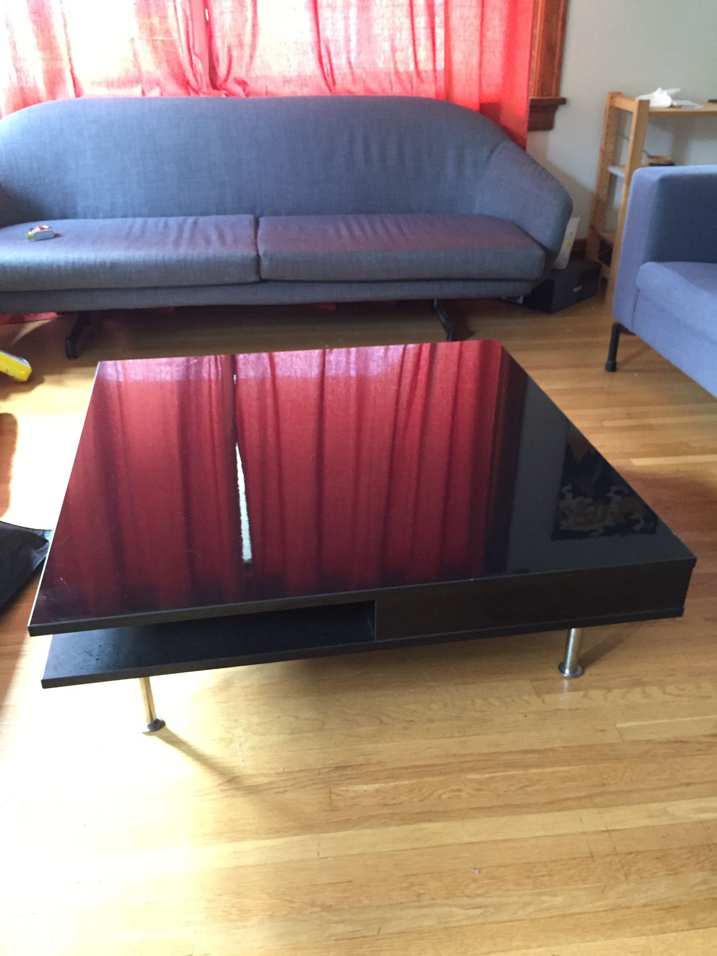 TOFTERYD IKEA Coffee table, high gloss black, 37 3/8x37 3/8 modern moderna