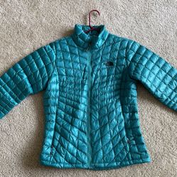 North Face Womens Thermoball  Jacket, 