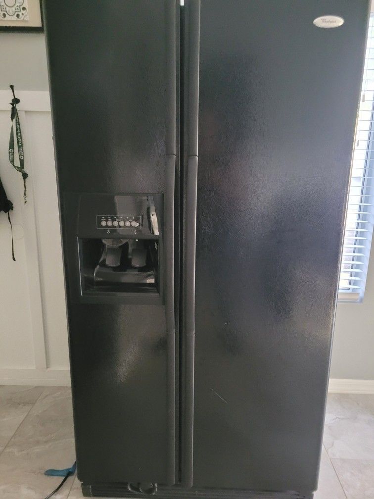 Whirlpool Side By Side Refrigerator 
