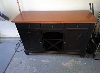 Beautiful black Drawer dresser