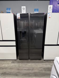 Samsung - 36 Inch Wide Side By Side Large Capacity Refrigerator In Black Stainless Steel ✨