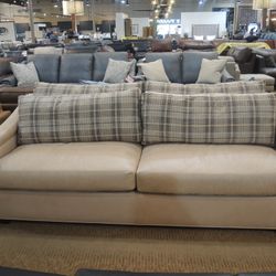 Leather Slope Arm Sofa — Old Hickory Tannery (Bone / Plaid) 0772961203BW12