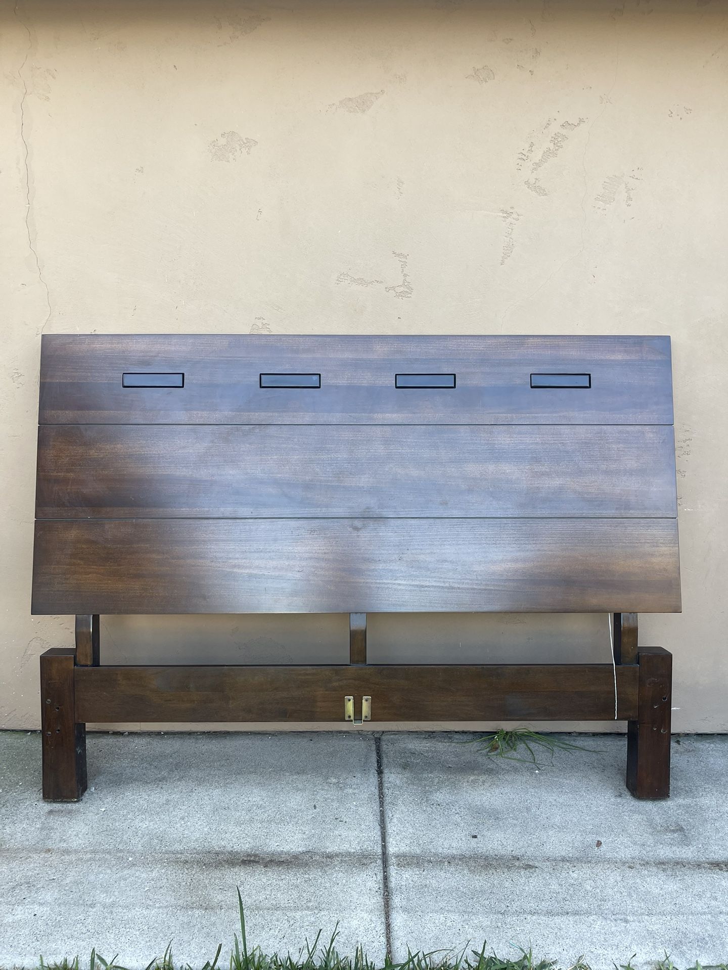 Queen Size Wooden Bed Frame