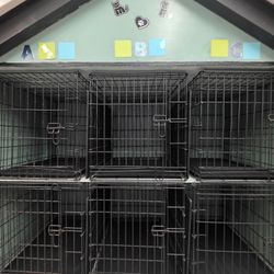 Dog House With Six Cages Included 