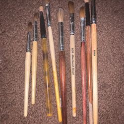 Nails brushes
