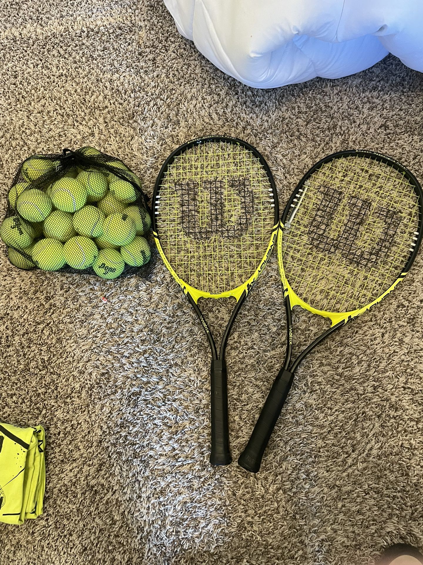 New Wilson Tennis Racket With Balls