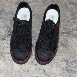Gucci Tennis Shoes Size 10