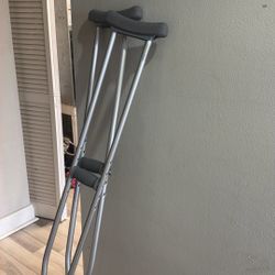 Crutches Adult