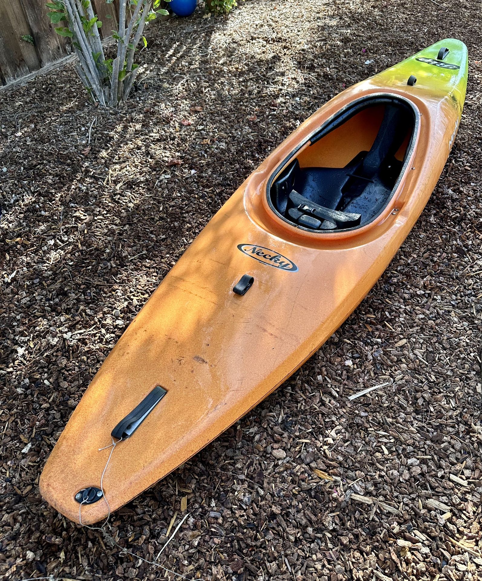 Whitewater/surf Kayak