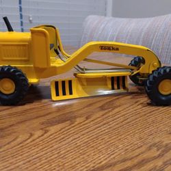 Vintage 1967 Tonka 11" Road Grader #76