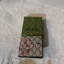 gucci wallet snake pattern (read description)