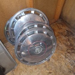 Cadillac Hubcaps 
