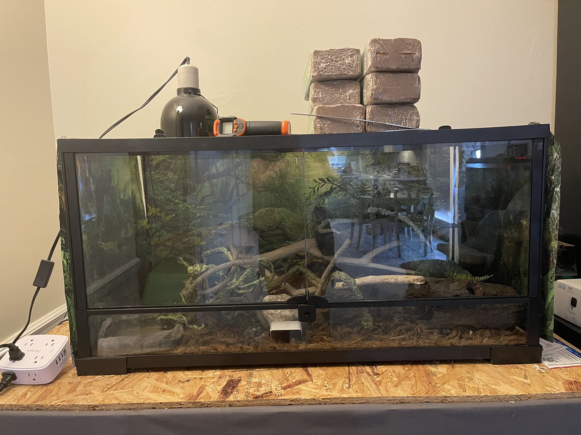 Reptile Tank