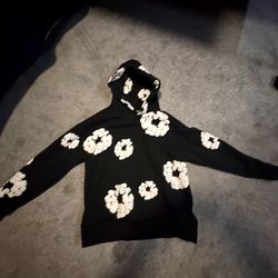 Black denim tear large brand new