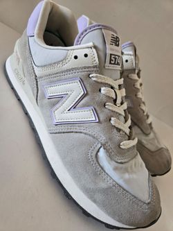 New balance 574 Women's Size 10 Shoes