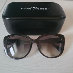 Marc Jacobs sunglasses