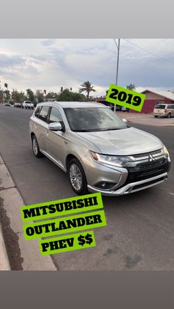 MITSUBISHI OUTLANDER PHEV