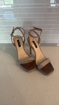 Heels Nude 7.5