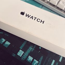 Apple Watch SE Gen 4 44mm
