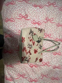 Guess purse