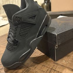 Size 5.5y/7w Air Jordan 4 Black Cat 