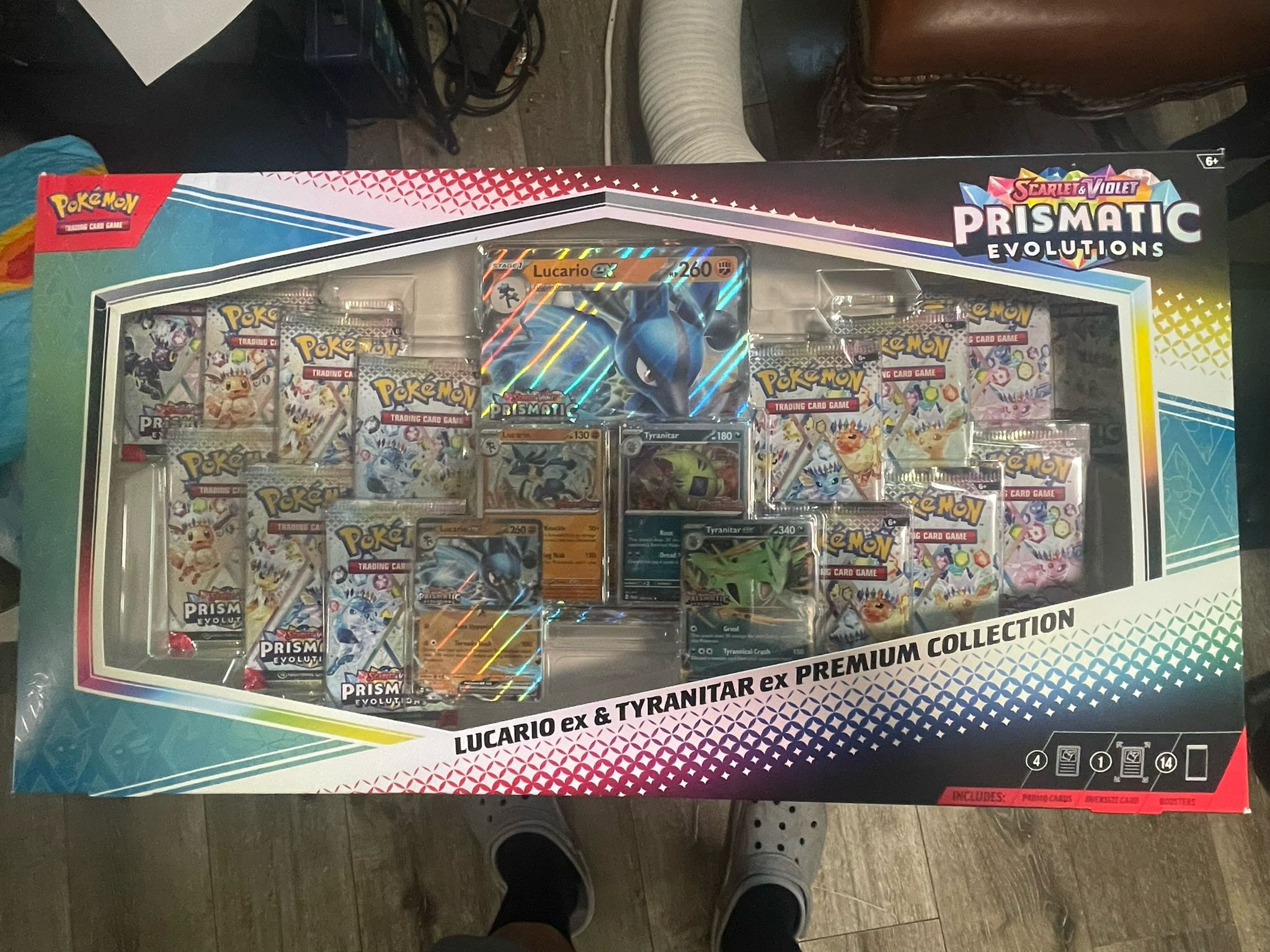 Lucario &Tyranitar Prismatic Box