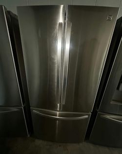 Kenmore French Door Fridge in Stainless Steel