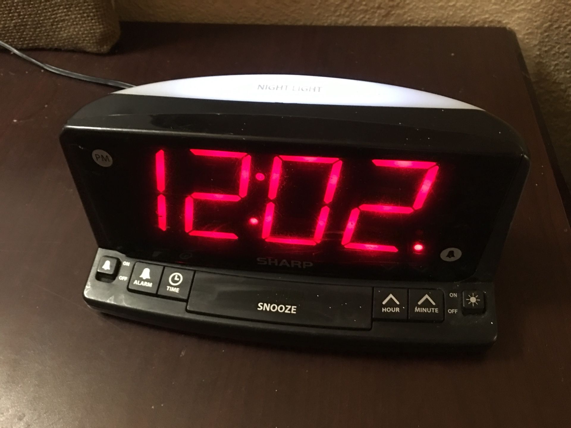 LOUD alarm clock/ night light