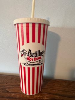 Portillo’s cup with straw