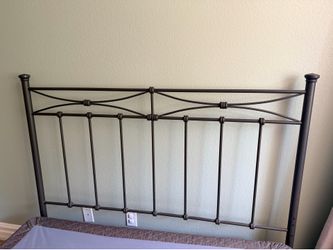 Metal Queen size bed frame