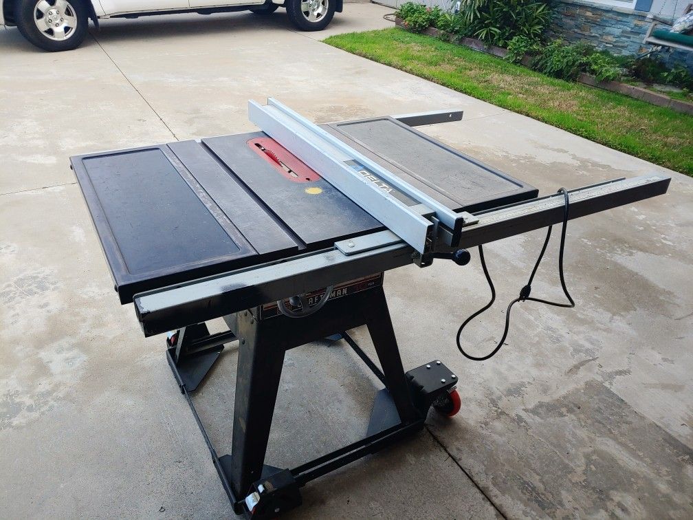 Craftsman 113 Table Saw w/ Delta Fence