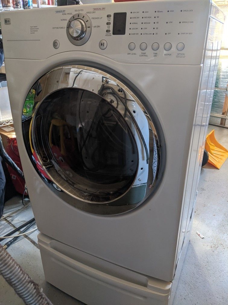 LG Washer & Dryer With Pedestals