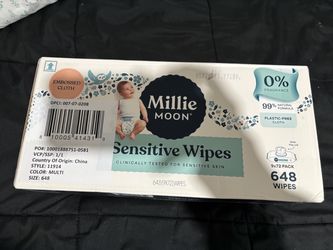 Million moon baby wipes
