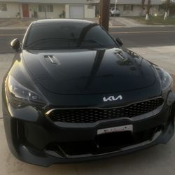 2022 KIA Stinger