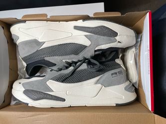 Pumas Size: 11