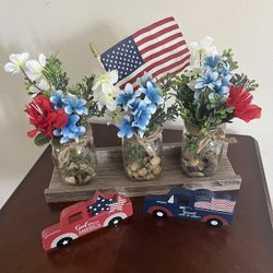 Patriotic Americana Floral Arrangements 