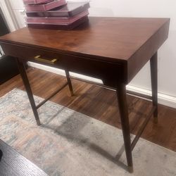 World market desk