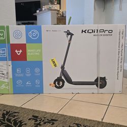 Brand New Adult Scooter  (New In Box ) KQi1 Pro Grey