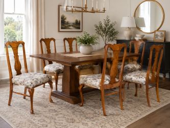 Wooden vintage Queen Anne chairs