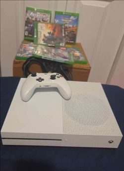 Xbox One S 1TB  Console with Controller and Games