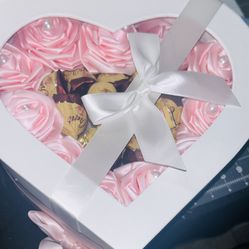 Balloon /heart boxes 