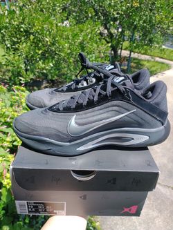 New Nike A'One women size 10 Black