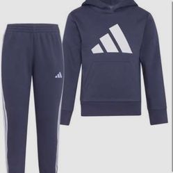 Adidas kids 2 pieces set in a blue size 3t