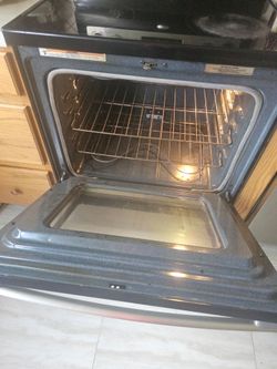 Free whirlpool stove Electric Great Condition