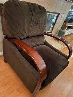 Recliner Chair