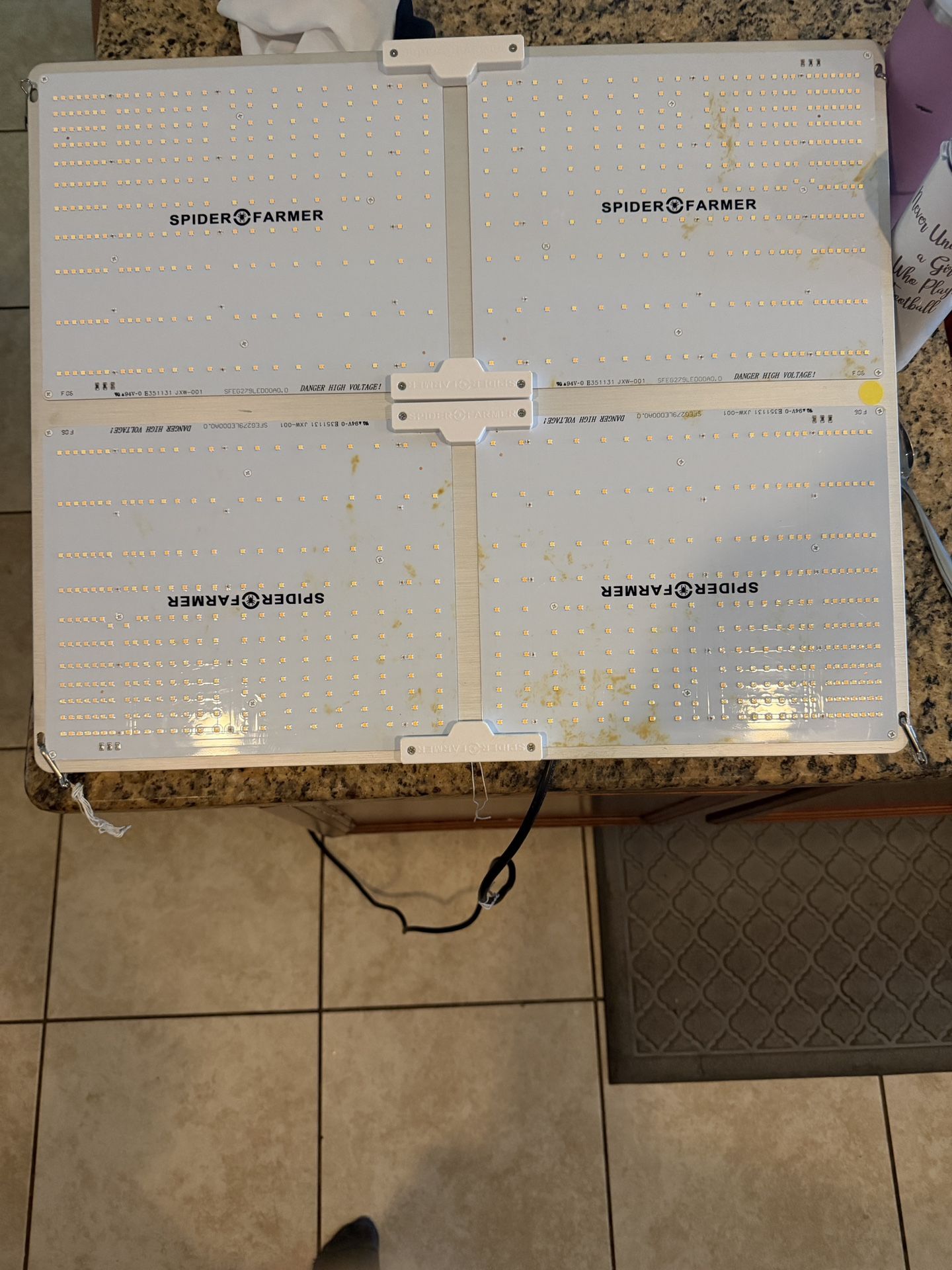 Spider Farms LED Grow Light