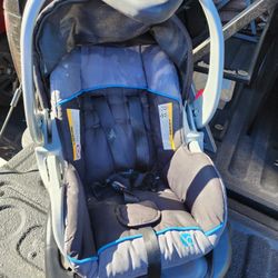 Infant CAR Seat By Babytrend