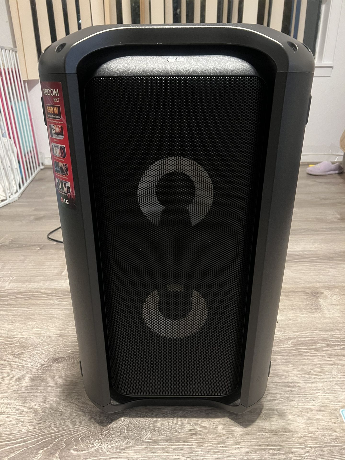 LG RK7 Bluetooth Speaker