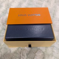 Louis Vuitton Sunglasses!!